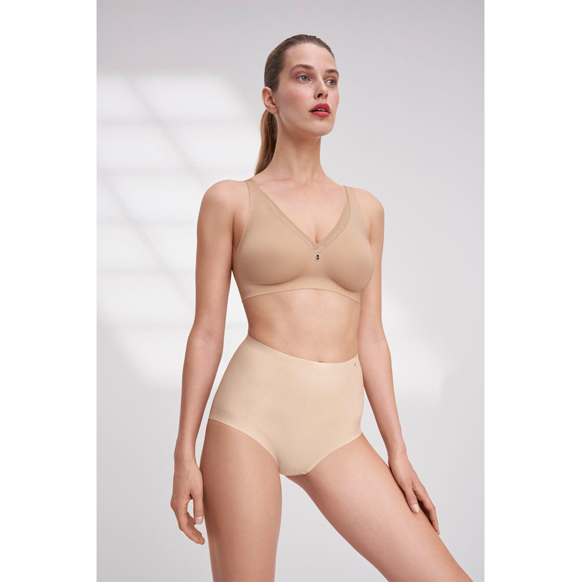 Triumph Medium Shaping HighwaIst - Nude Beige - 10201723-00NZ