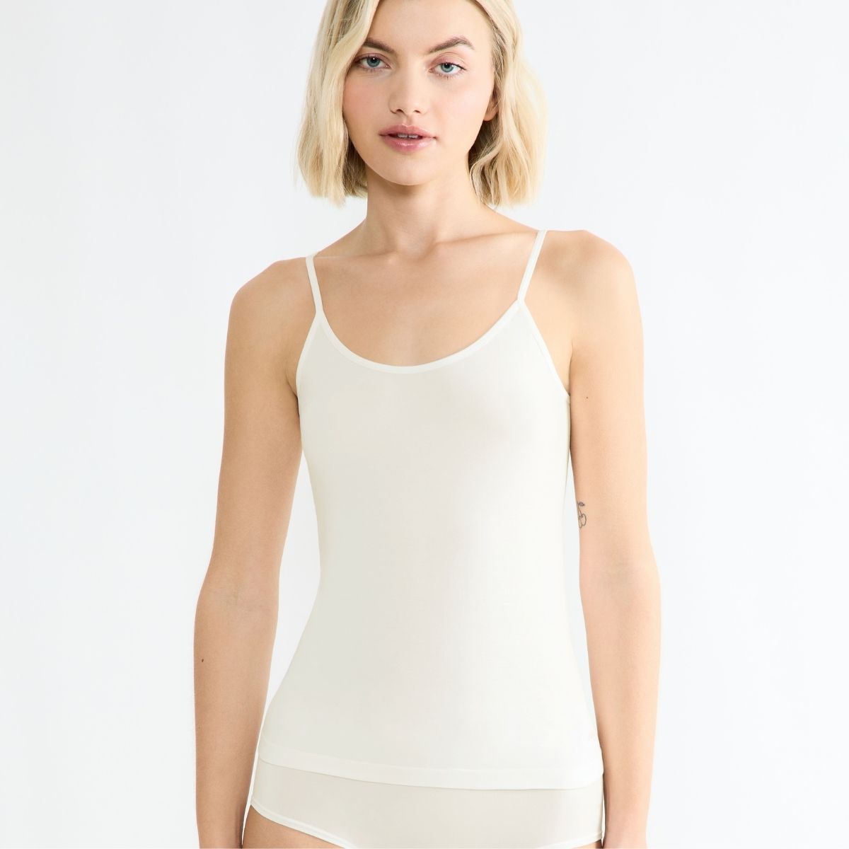 Sloggi Go Sense top, hvid - 10224705 - 00GZ - Silk White
