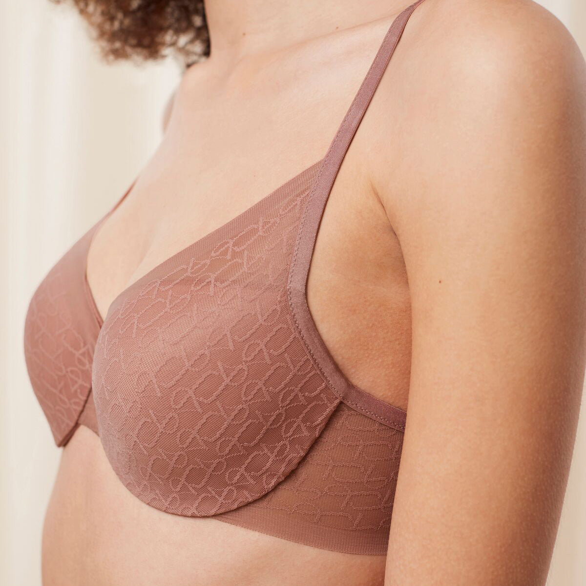 Triumph Signature Sheer WHP - Toasted Almond - 10215948-6901