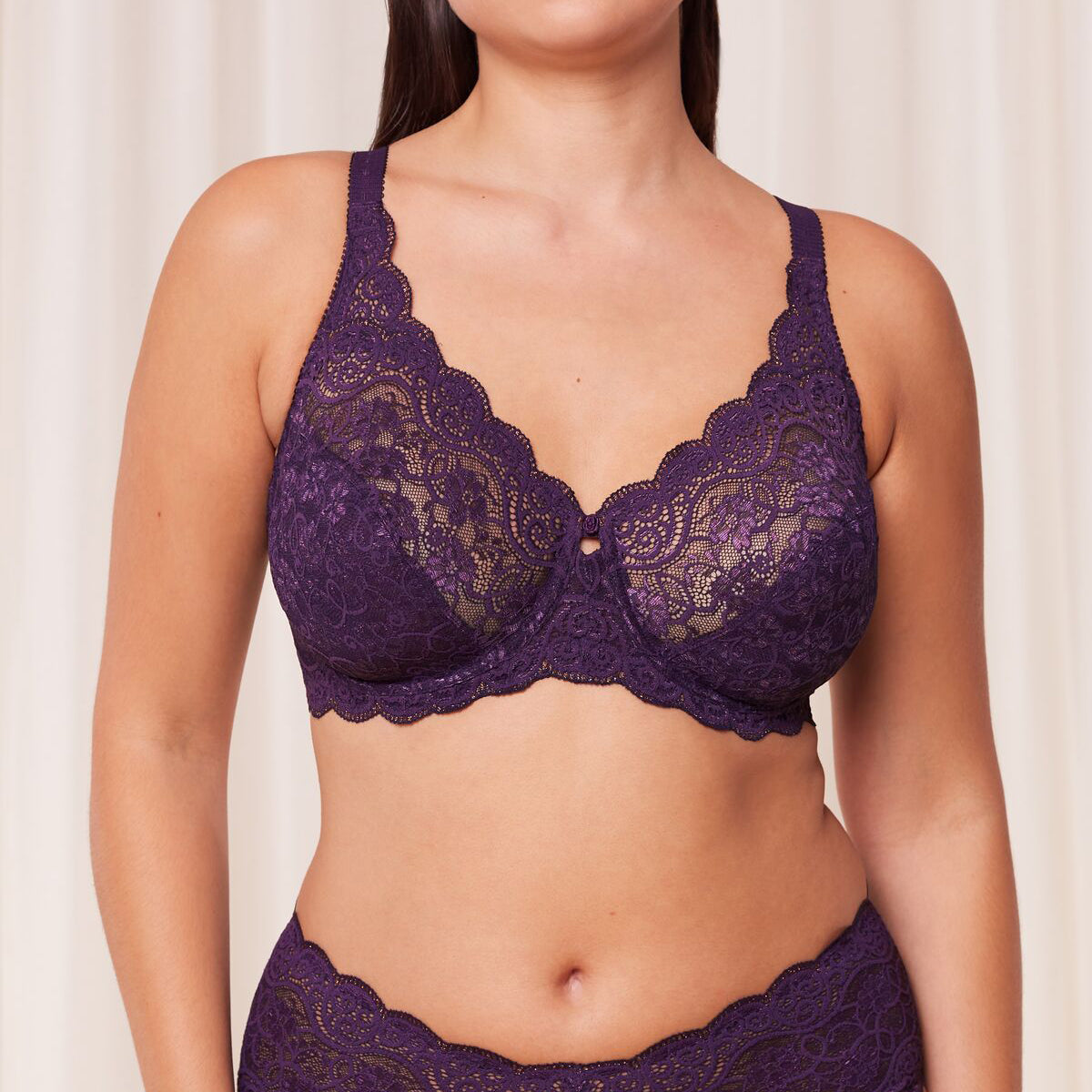Triumph Amourette 300 W - Blackcurrant Juice - 10166797-6917