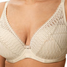 Triumph Aura Spotlight WP - Creamy Dream - 10208018-6720