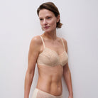 Chantelle EasyFeel Floral Touch BH med bøjle, beige - C94210 - 01N - Golden Beige