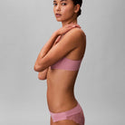 Calvin Klein Perfectly Fit Lace tai trusse, rosa - LV00QF8445 - 41I - Soft Mauve
