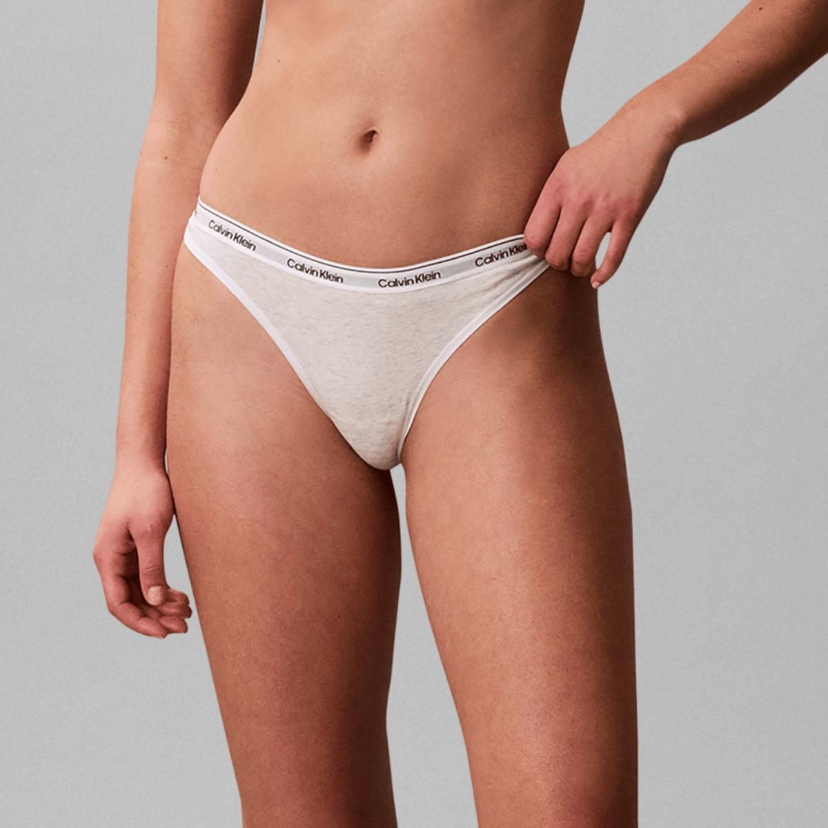 Calvin Klein Icon Logo g-streng, grå - 000QD5043E - P34 - B01 Snow Htr