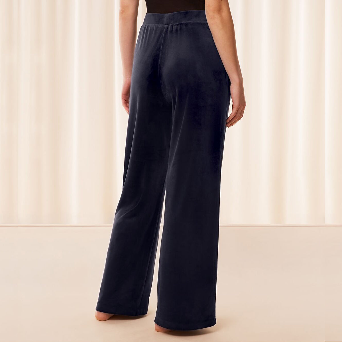Triumph Sensual Velour - Dark Blue - 10221184-7064