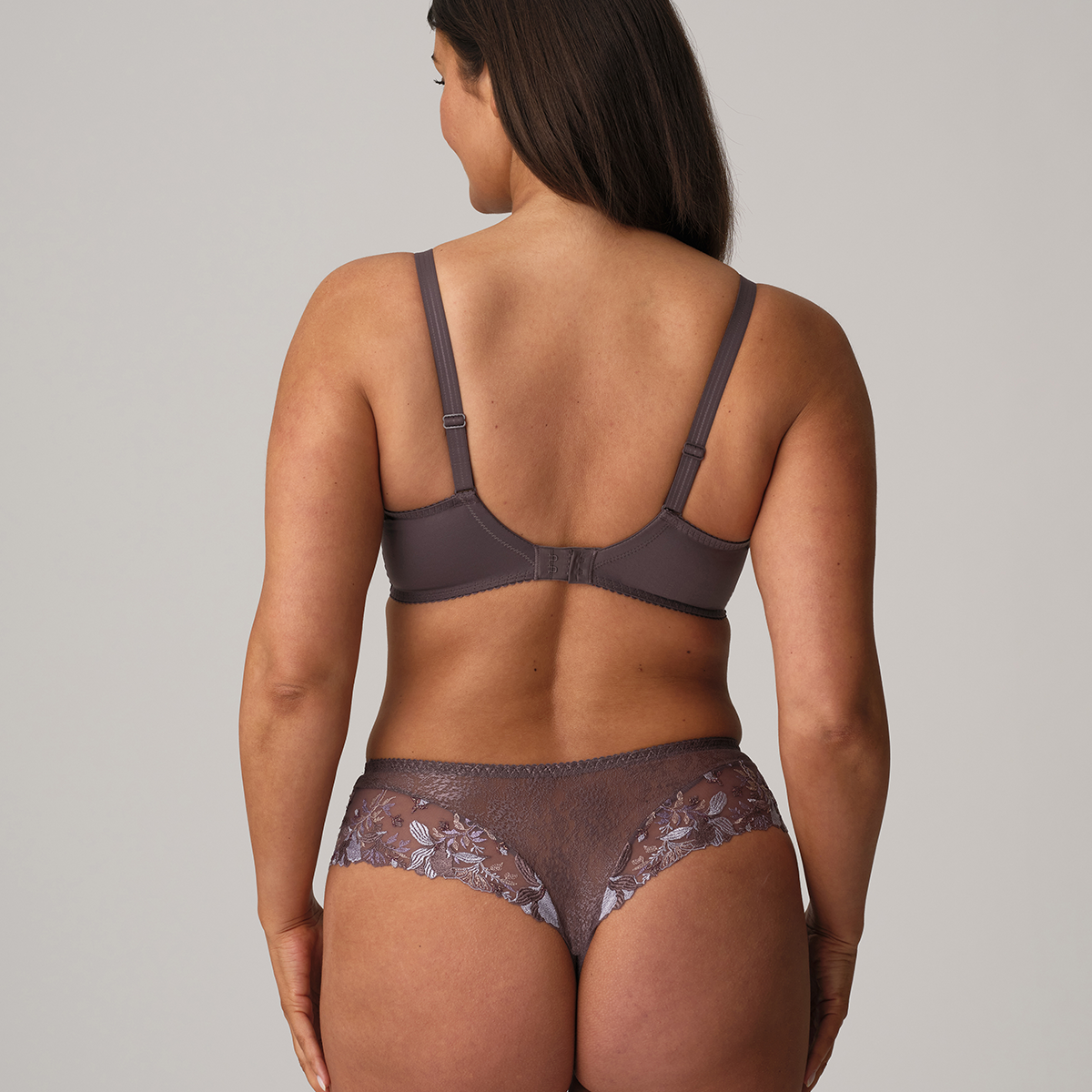 PrimaDonna Mohala - Orlando Eye - 0163392-EYS